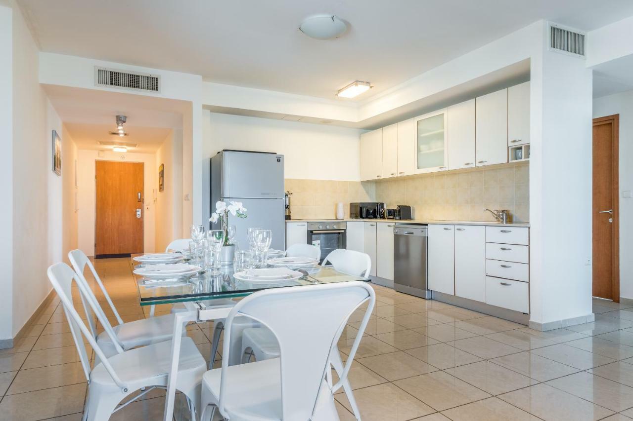 40 Agripas Street Apartment Йерусалим Екстериор снимка
